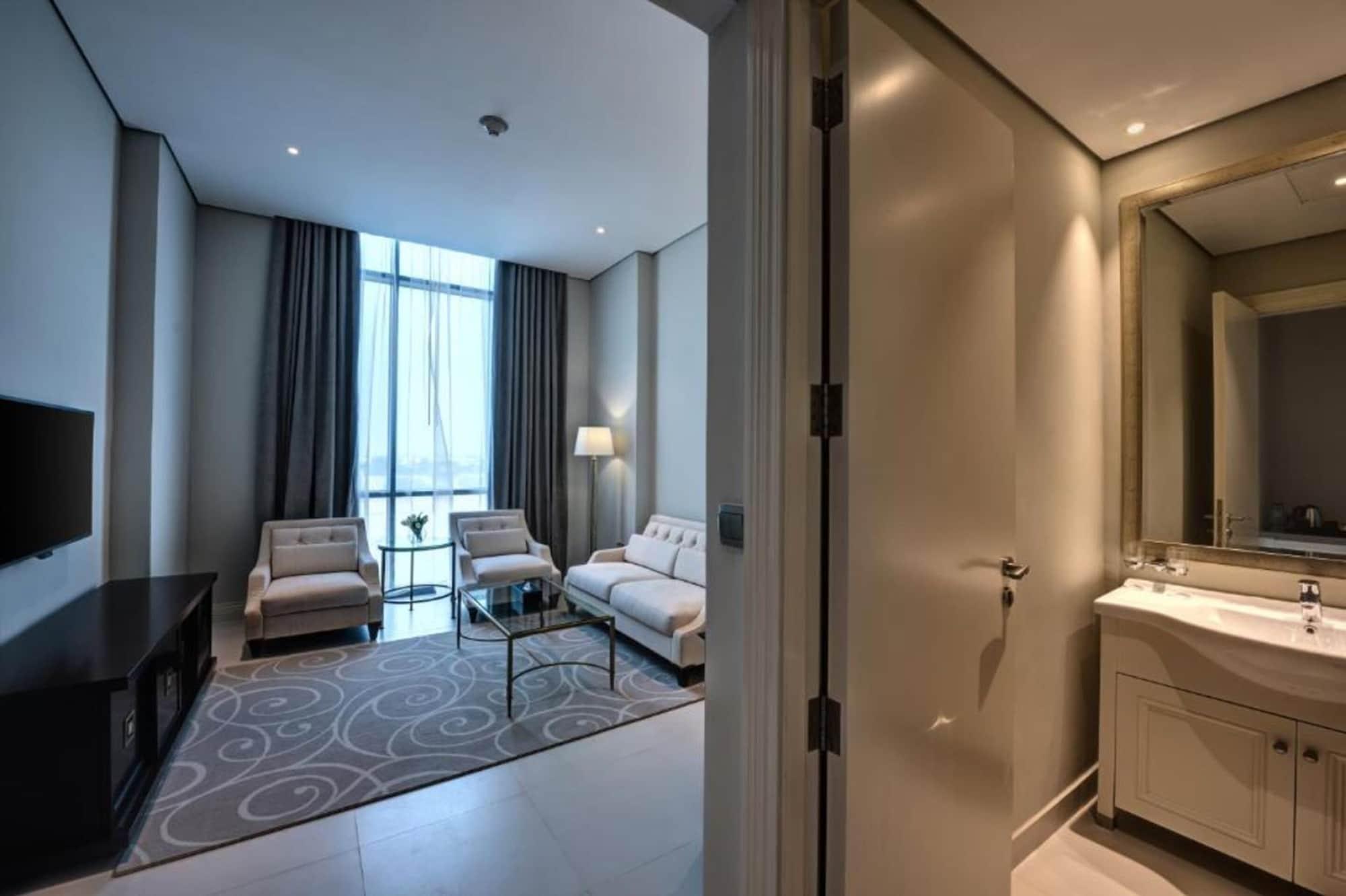 Delta Hotels By Marriott Dubai Investment Park Екстериор снимка