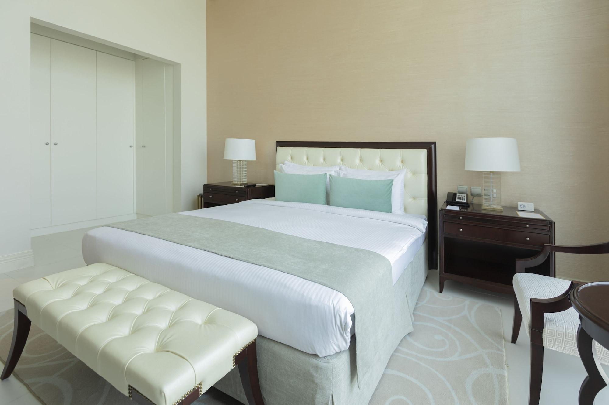 Delta Hotels By Marriott Dubai Investment Park Екстериор снимка