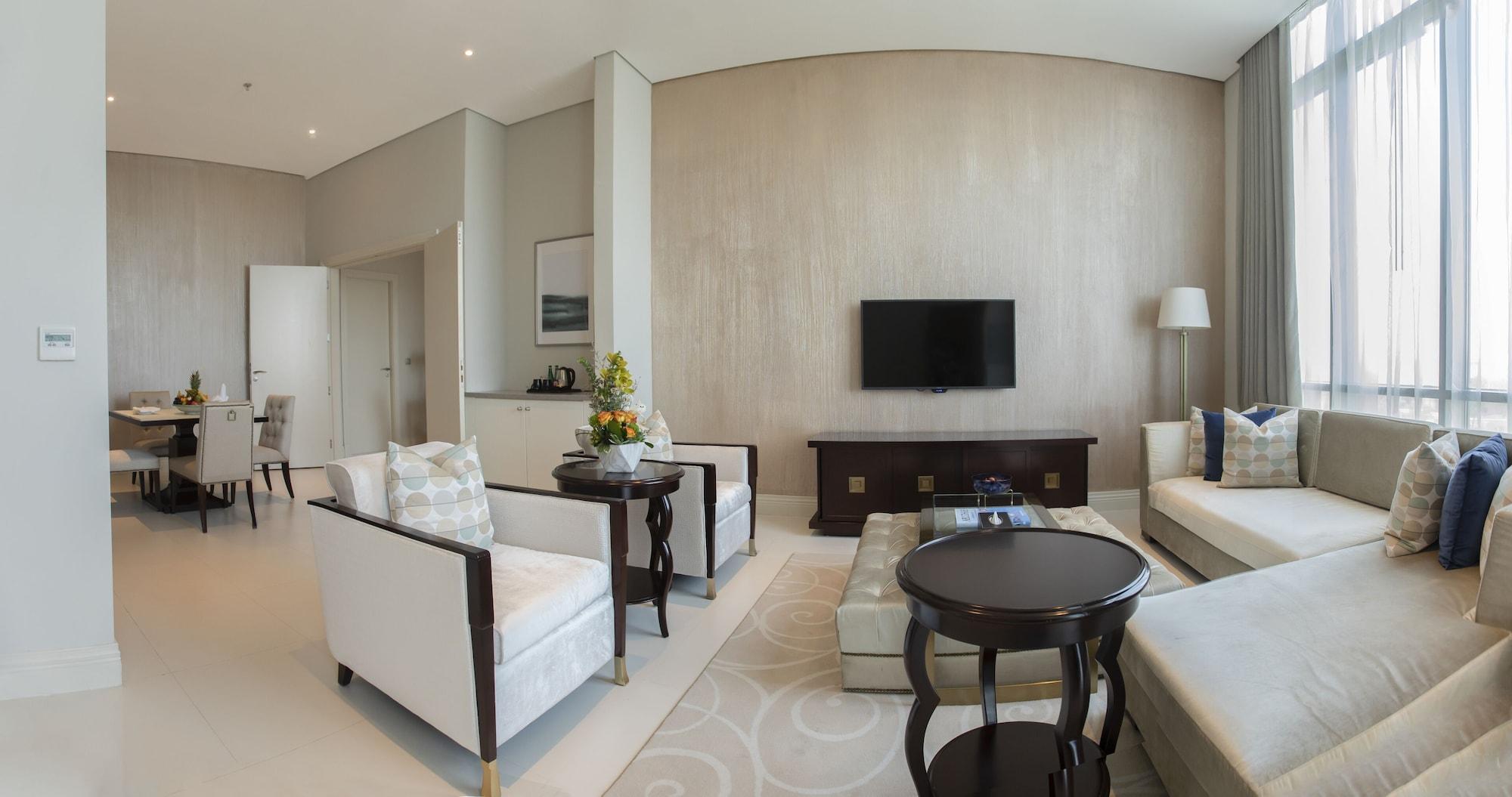 Delta Hotels By Marriott Dubai Investment Park Екстериор снимка
