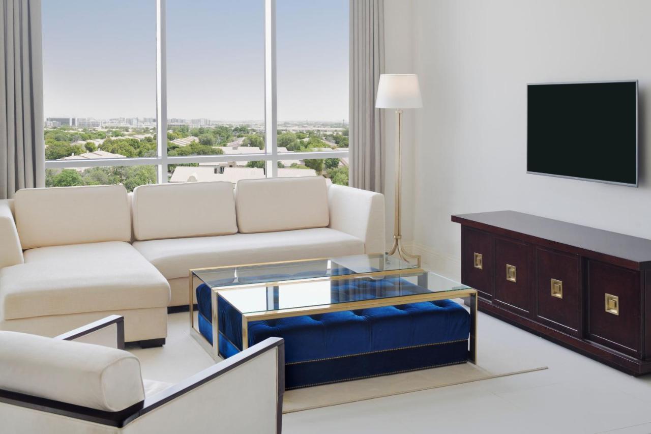 Delta Hotels By Marriott Dubai Investment Park Екстериор снимка