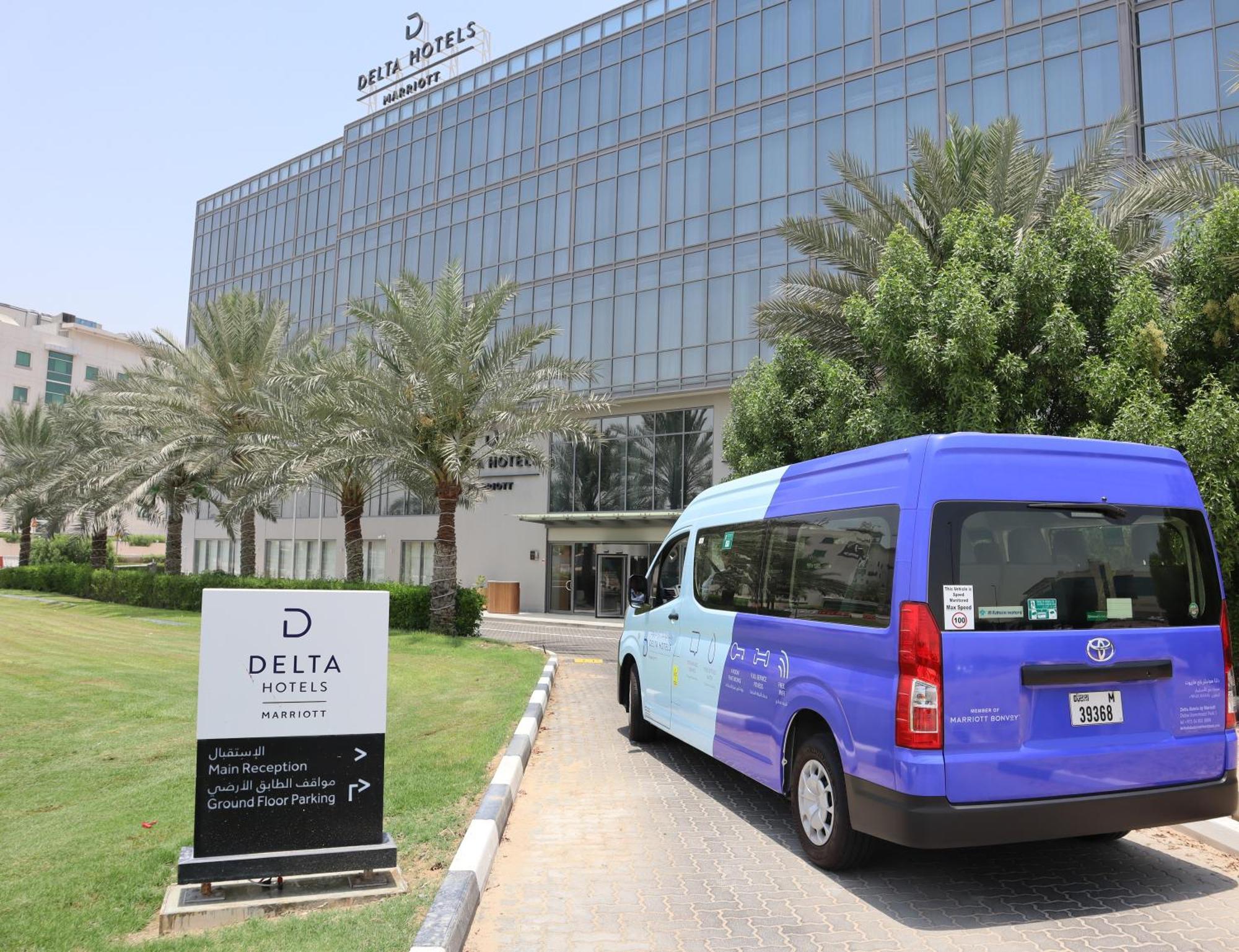 Delta Hotels By Marriott Dubai Investment Park Екстериор снимка