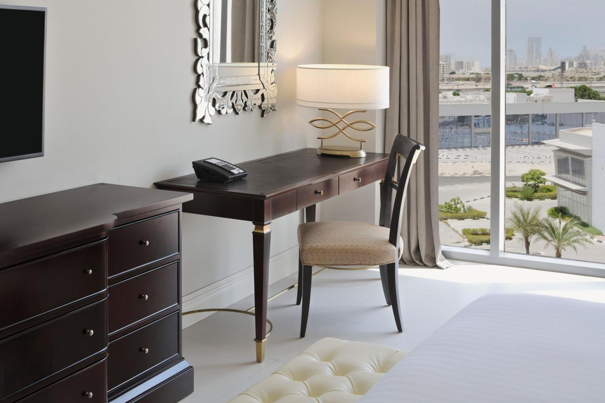 Delta Hotels By Marriott Dubai Investment Park Екстериор снимка