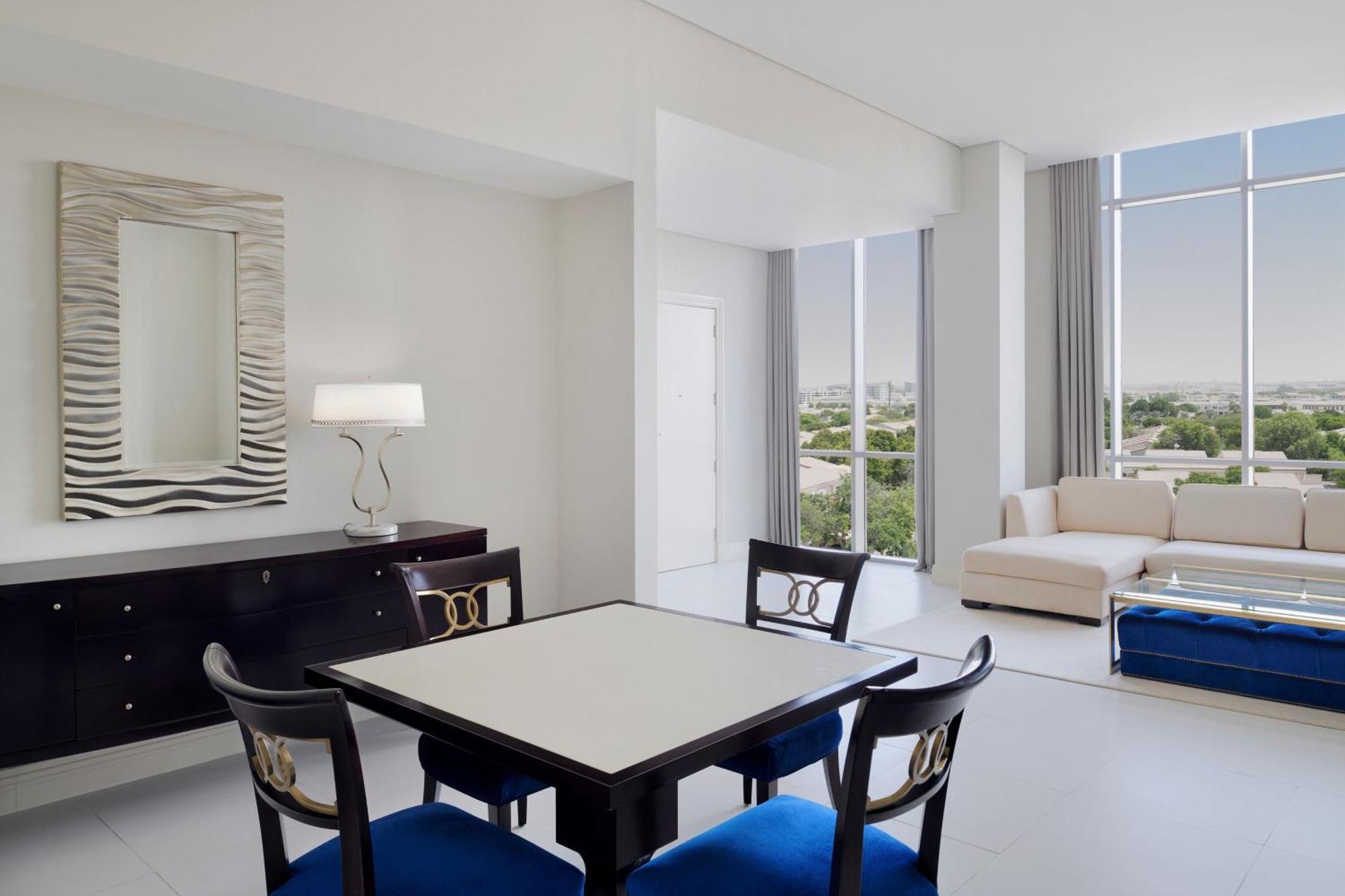 Delta Hotels By Marriott Dubai Investment Park Екстериор снимка