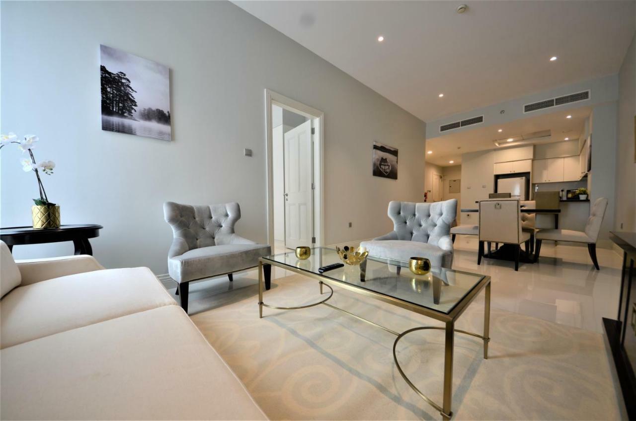 Delta Hotels By Marriott Dubai Investment Park Екстериор снимка